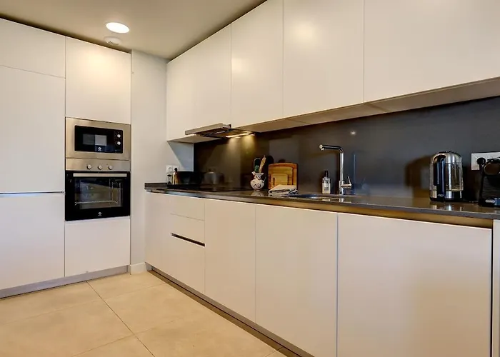 Peaceful With Views And Garden Estepona