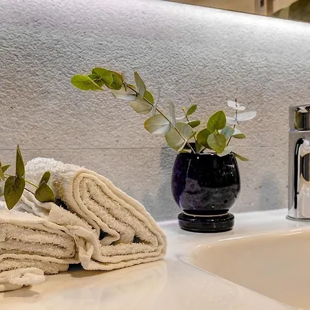 Peaceful With Views And Garden