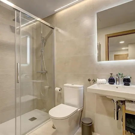 Apartment Peaceful With Views And Garden